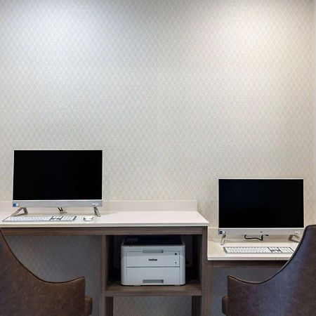 La Quinta Inn & Suites By Wyndham Centralia Εξωτερικό φωτογραφία