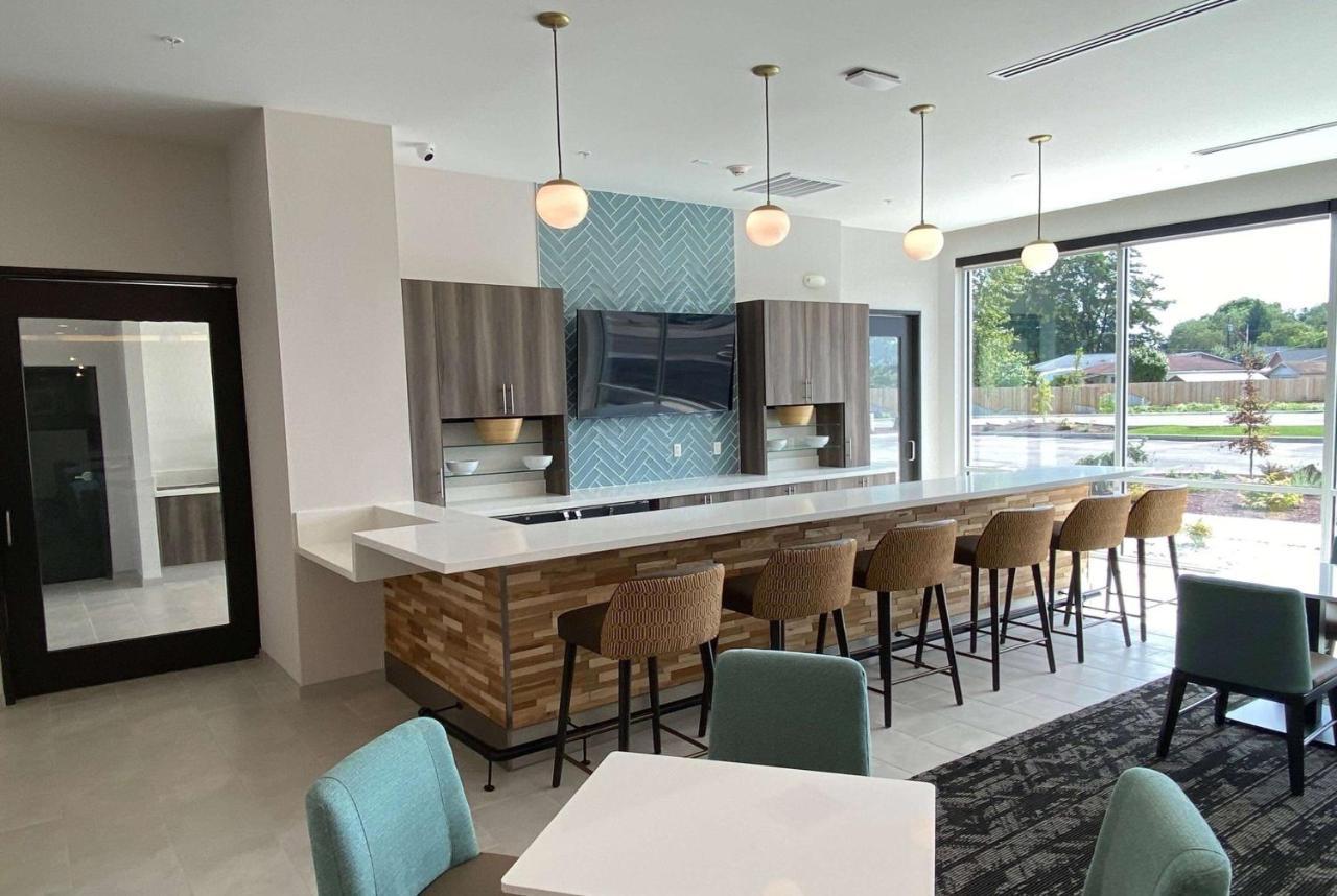 La Quinta Inn & Suites By Wyndham Centralia Εξωτερικό φωτογραφία