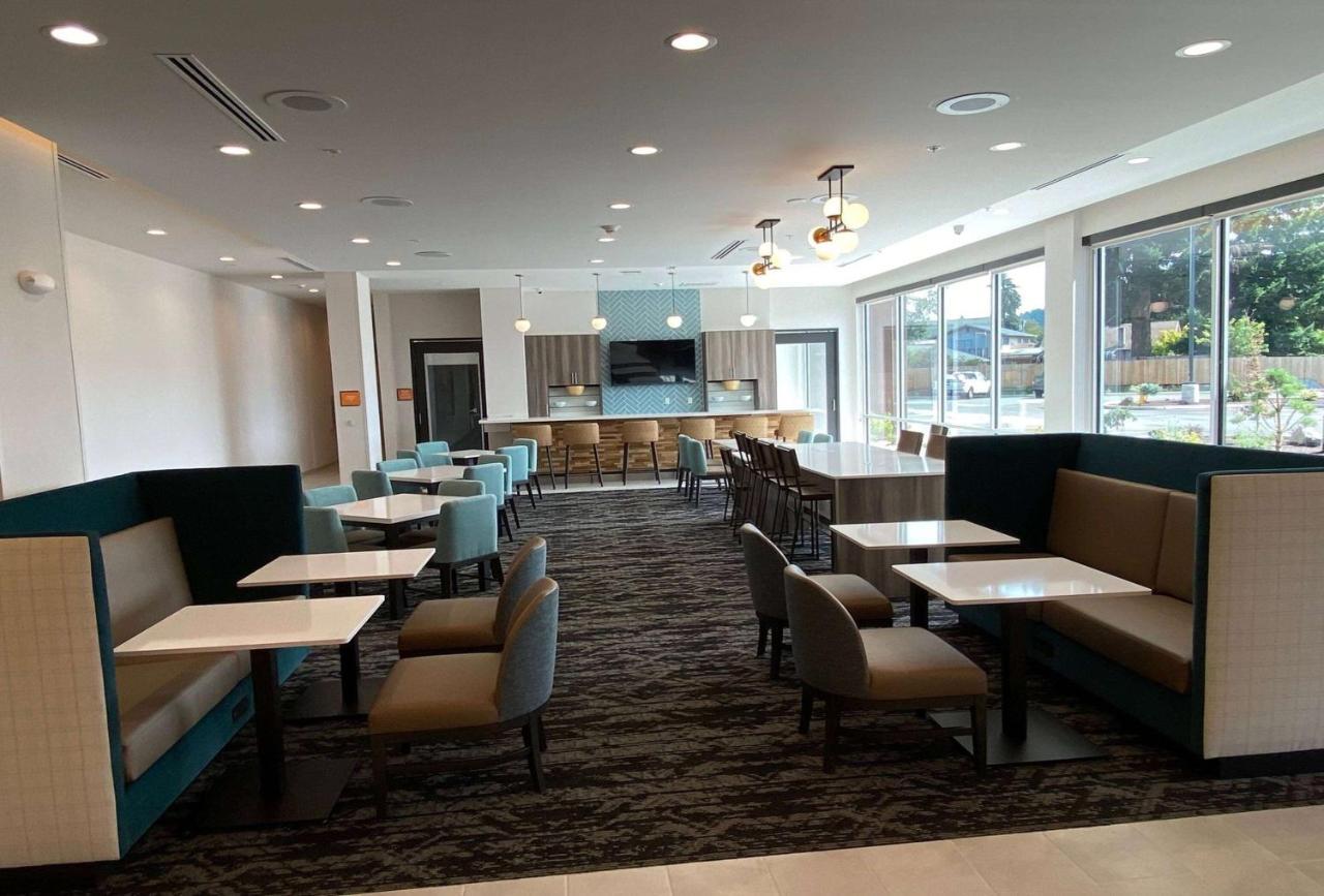 La Quinta Inn & Suites By Wyndham Centralia Εξωτερικό φωτογραφία