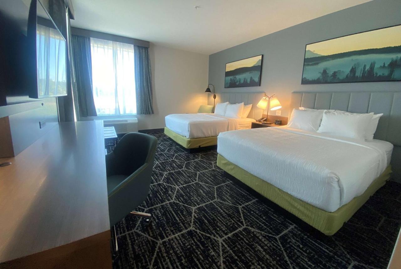 La Quinta Inn & Suites By Wyndham Centralia Εξωτερικό φωτογραφία